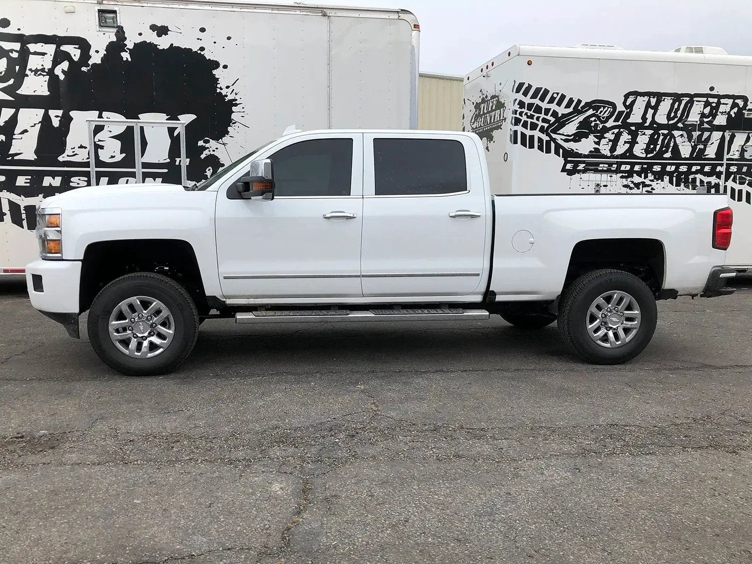 Tuff Country Tuff Country 13086 3.5" Lift Kit with Uni-Ball Upper Control Arms Torsion Bars Keys and Rear Blocks / U-Bolts (Includes Front Shock Relocating Bracket) No Shocks - Vehicle Parts & Accessories Lift Kits