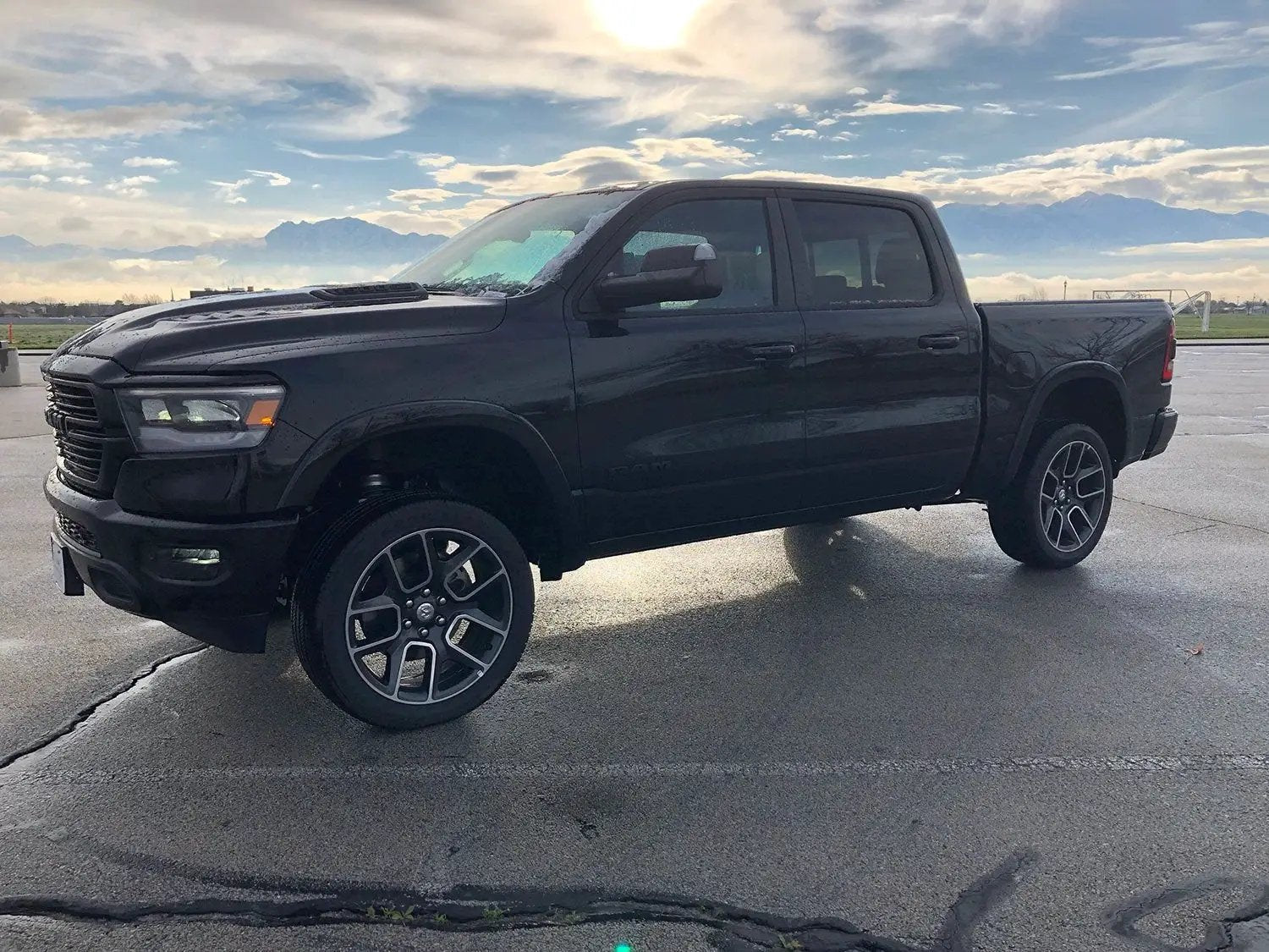Tuff Country Tuff Country 33505KN 3.5" Lift Kit with Upper Control Arms with SX8000 Shocks - Vehicle Parts & Accessories Lift Kits