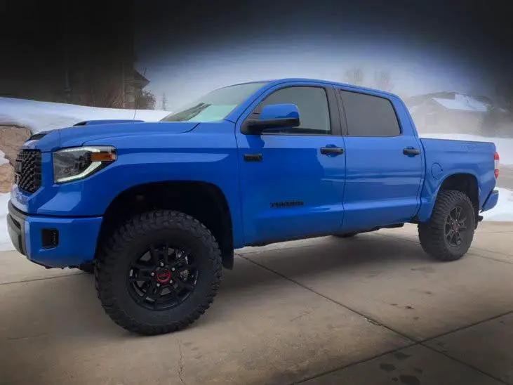 Tuff Country Tuff Country 52080 2.5" Lift Kit - Includes Ball Joint Style Upper Control Arms No Shocks - Vehicle Parts & Accessories Lift Kits
